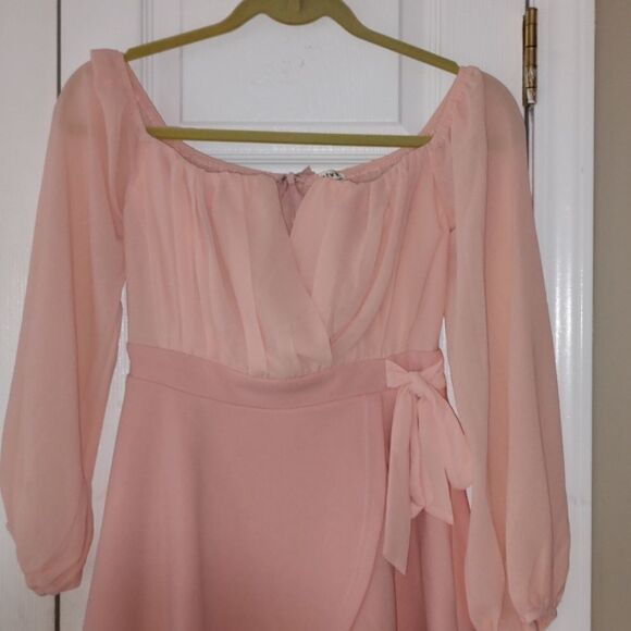 Privy  peach color  mini  dress  Sz S - Picture 3 of 5